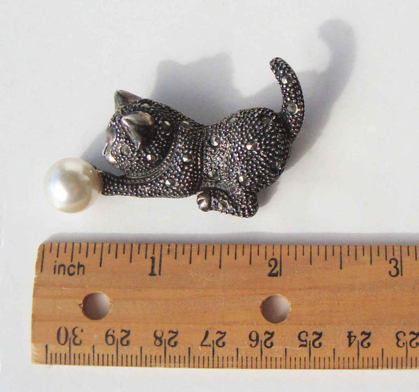 Vintage Sterling Silver Cat Brooch Pin